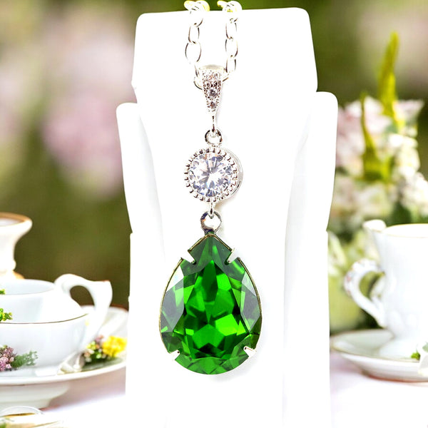 Green Necklace Shamrock Green Jewelry Bright Green Necklace Fern Green  Necklace Bridesmaid Gift Teardrop Pendant Necklace FG31N