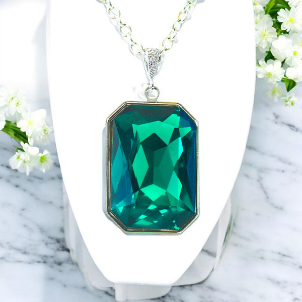 Emerald Green Jewelry Green Necklace Statement Necklace Large Pendant Necklace EM41N