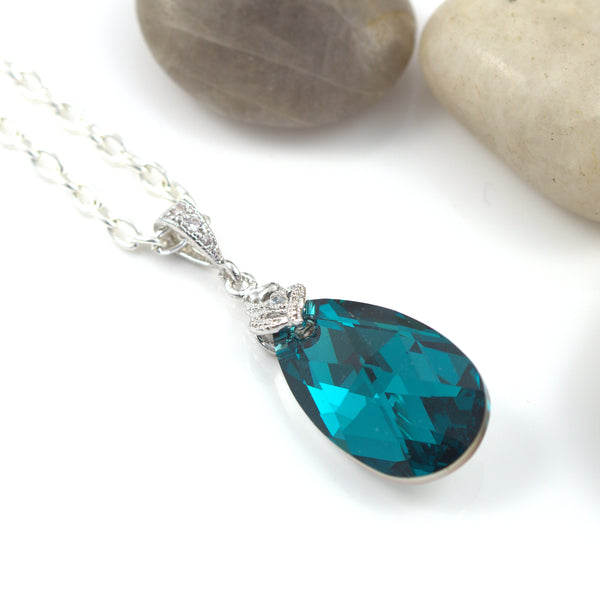 Teal Necklace Teal Green Pendant Necklace Sparkly Crystal Necklace Bridesmaid Gift Jewelry Blue Zircon Comet Argent Light BZ32N